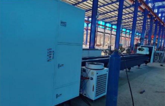 Laser cutting